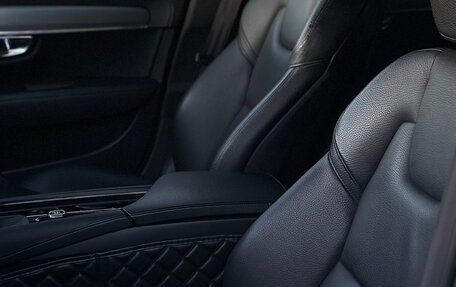 Volvo S90 II рестайлинг, 2020 год, 3 750 000 рублей, 21 фотография