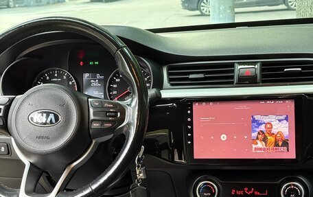 KIA Rio IV, 2018 год, 1 400 000 рублей, 9 фотография