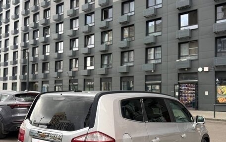 Chevrolet Orlando I, 2012 год, 799 000 рублей, 3 фотография