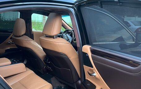 Lexus ES VII, 2019 год, 4 000 000 рублей, 13 фотография