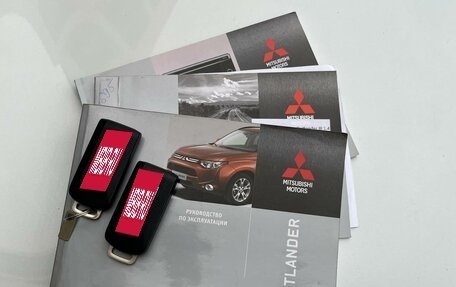 Mitsubishi Outlander III рестайлинг 3, 2014 год, 1 190 000 рублей, 40 фотография
