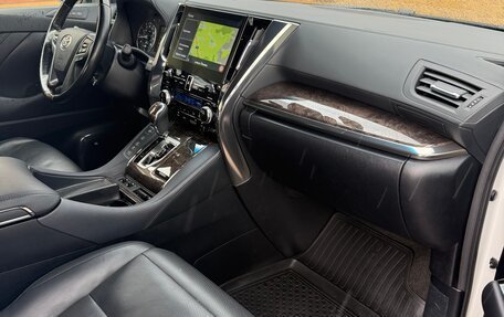 Toyota Alphard III, 2021 год, 5 650 000 рублей, 5 фотография