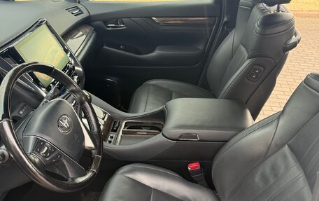 Toyota Alphard III, 2021 год, 5 650 000 рублей, 7 фотография