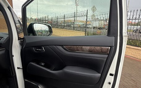Toyota Alphard III, 2021 год, 5 650 000 рублей, 14 фотография