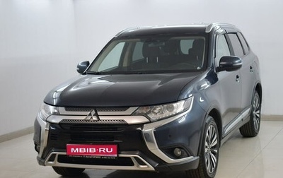 Mitsubishi Outlander III рестайлинг 3, 2019 год, 2 040 000 рублей, 1 фотография