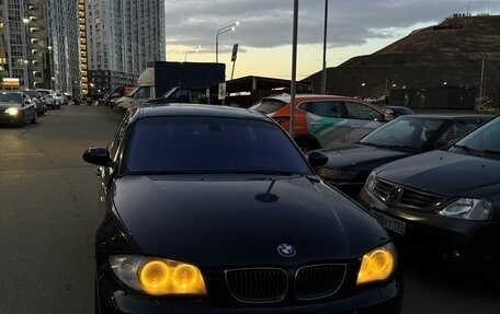 BMW 1 серия, 2006 год, 1 300 000 рублей, 13 фотография