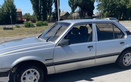Opel Ascona C, 1982 год, 165 000 рублей, 17 фотография
