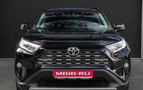 Toyota RAV4, 2020 год, 3 197 000 рублей, 2 фотография