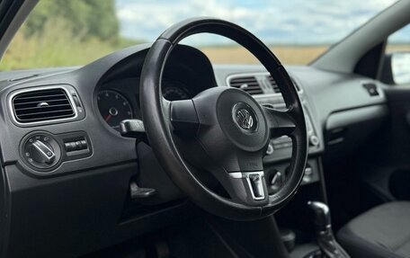 Volkswagen Polo VI (EU Market), 2011 год, 865 000 рублей, 14 фотография