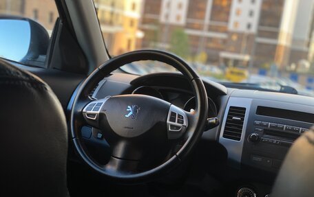 Peugeot 4007, 2010 год, 690 000 рублей, 32 фотография