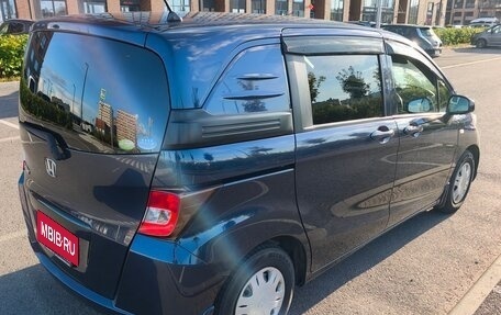 Honda Freed I, 2011 год, 1 050 000 рублей, 7 фотография