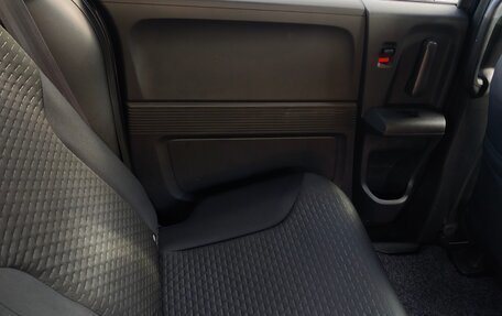 Honda Freed I, 2011 год, 1 050 000 рублей, 28 фотография