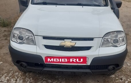 Chevrolet Niva I рестайлинг, 2014 год, 699 000 рублей, 5 фотография