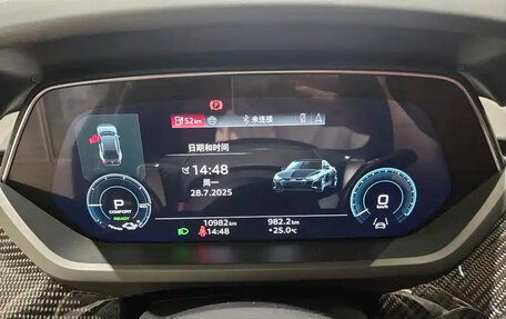Audi e-tron GT, 2023 год, 9 160 099 рублей, 16 фотография