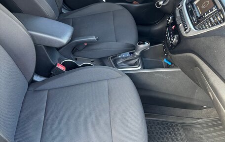 Hyundai Solaris II рестайлинг, 2018 год, 1 235 000 рублей, 13 фотография