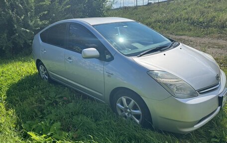 Toyota Prius, 2008 год, 750 000 рублей, 2 фотография