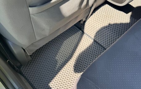 Toyota Prius, 2008 год, 750 000 рублей, 12 фотография