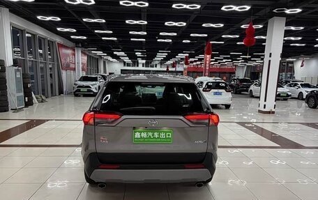 Toyota RAV4, 2021 год, 2 180 277 рублей, 5 фотография