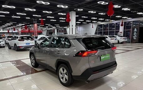 Toyota RAV4, 2021 год, 2 180 277 рублей, 4 фотография