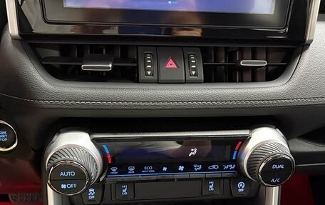 Toyota RAV4, 2021 год, 2 180 277 рублей, 12 фотография