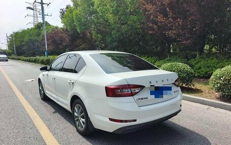 Skoda Octavia, 2021 год, 1 410 000 рублей, 4 фотография