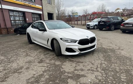 BMW 8 серия, 2019 год, 7 000 000 рублей, 3 фотография