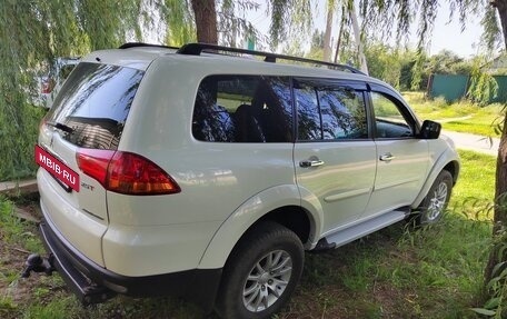 Mitsubishi Pajero Sport II рестайлинг, 2013 год, 1 950 000 рублей, 2 фотография