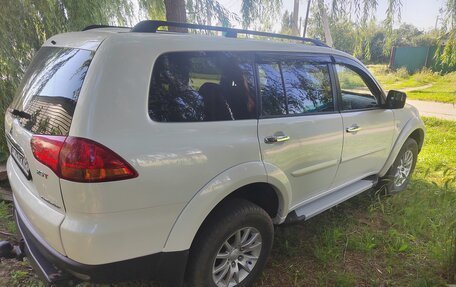 Mitsubishi Pajero Sport II рестайлинг, 2013 год, 1 950 000 рублей, 12 фотография