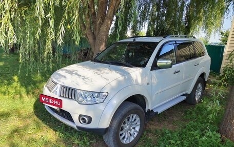Mitsubishi Pajero Sport II рестайлинг, 2013 год, 1 950 000 рублей, 9 фотография