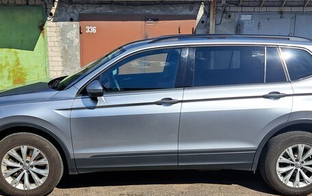 Volkswagen Tiguan II, 2019 год, 2 500 000 рублей, 8 фотография