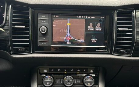 Skoda Kodiaq I, 2022 год, 2 200 050 рублей, 13 фотография