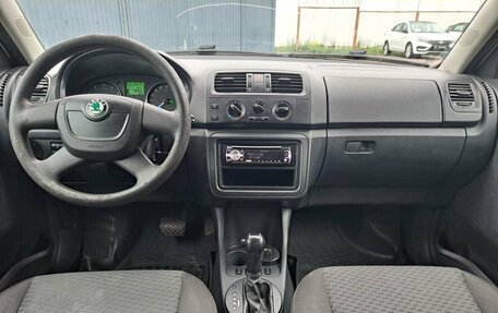 Skoda Fabia II, 2012 год, 700 000 рублей, 14 фотография