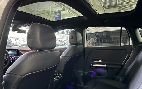 Mercedes-Benz GLA, 2021 год, 1 880 000 рублей, 15 фотография