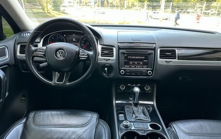 Volkswagen Touareg III, 2015 год, 2 450 000 рублей, 12 фотография