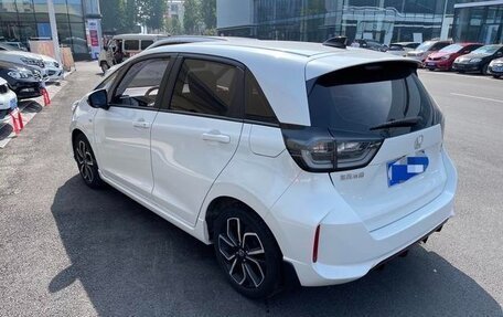Honda Fit, 2021 год, 1 200 000 рублей, 4 фотография