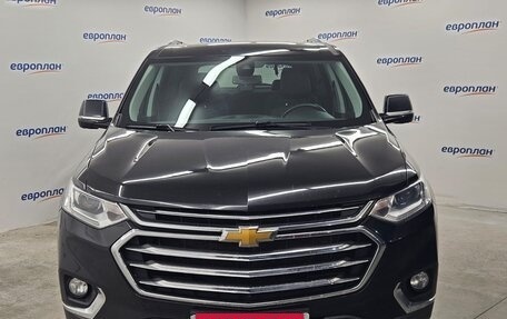 Chevrolet Traverse II, 2019 год, 2 615 000 рублей, 2 фотография