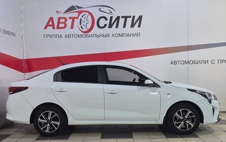 KIA Rio IV, 2020 год, 1 372 000 рублей, 8 фотография