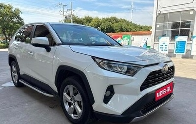 Toyota RAV4, 2021 год, 2 450 000 рублей, 1 фотография