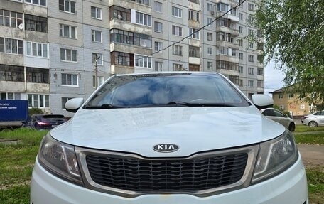 KIA Rio III рестайлинг, 2012 год, 800 000 рублей, 3 фотография