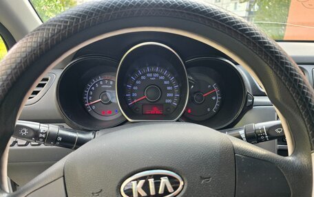 KIA Rio III рестайлинг, 2012 год, 800 000 рублей, 15 фотография