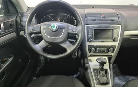 Skoda Octavia, 2011 год, 705 882 рублей, 9 фотография