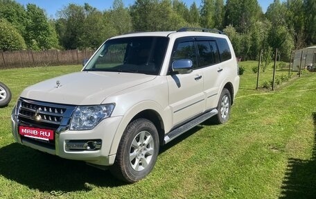 Mitsubishi Pajero IV, 2021 год, 3 300 000 рублей, 2 фотография