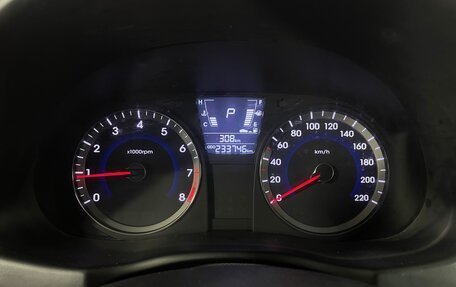Hyundai Solaris II рестайлинг, 2012 год, 657 000 рублей, 15 фотография