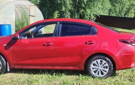 KIA Rio IV, 2021 год, 1 390 000 рублей, 2 фотография