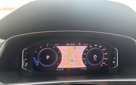 Volkswagen Tiguan II, 2021 год, 3 080 000 рублей, 6 фотография
