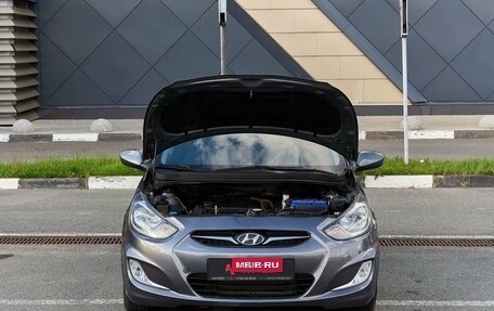 Hyundai Solaris II рестайлинг, 2011 год, 695 000 рублей, 15 фотография