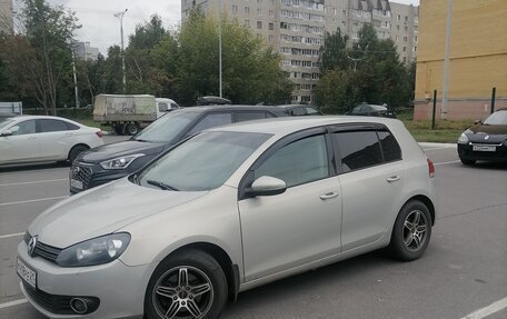 Volkswagen Golf VI, 2011 год, 800 000 рублей, 2 фотография