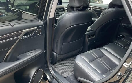 Lexus RX IV рестайлинг, 2020 год, 5 700 000 рублей, 10 фотография