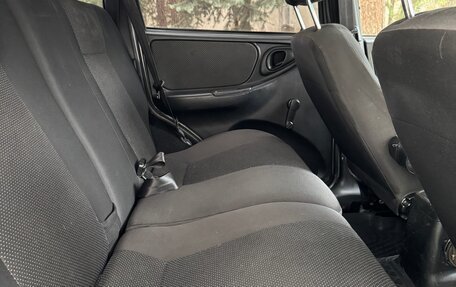 Chevrolet Niva I рестайлинг, 2012 год, 600 000 рублей, 15 фотография