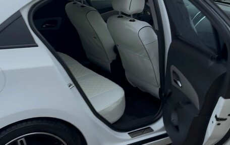 Chevrolet Cruze II, 2013 год, 1 000 000 рублей, 14 фотография